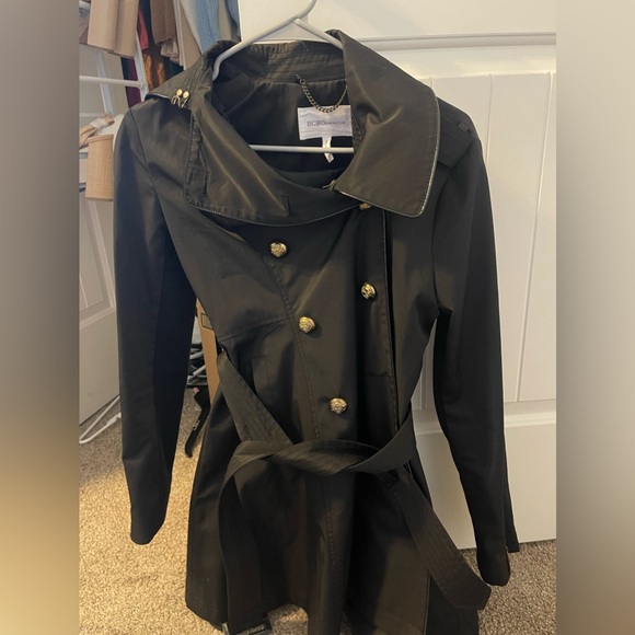 LIKE NEW BCBG Generation Belted Black Double Breasted Trench Coat Jacket - Picture 2 of 8